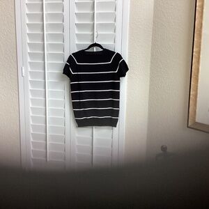 DIGS store brand black and white top. NWT  One size
